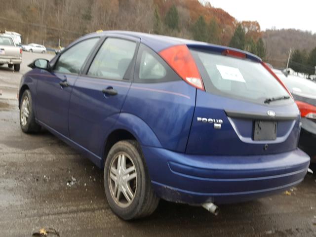 3FAFP37N05R108995 - 2005 FORD FOCUS ZX5 BLUE photo 3