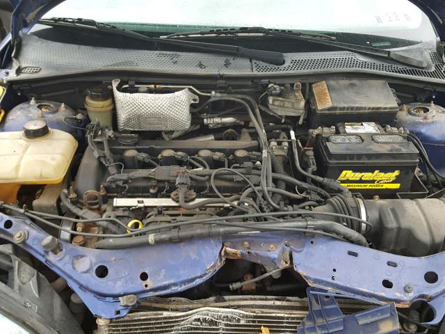 3FAFP37N05R108995 - 2005 FORD FOCUS ZX5 BLUE photo 7