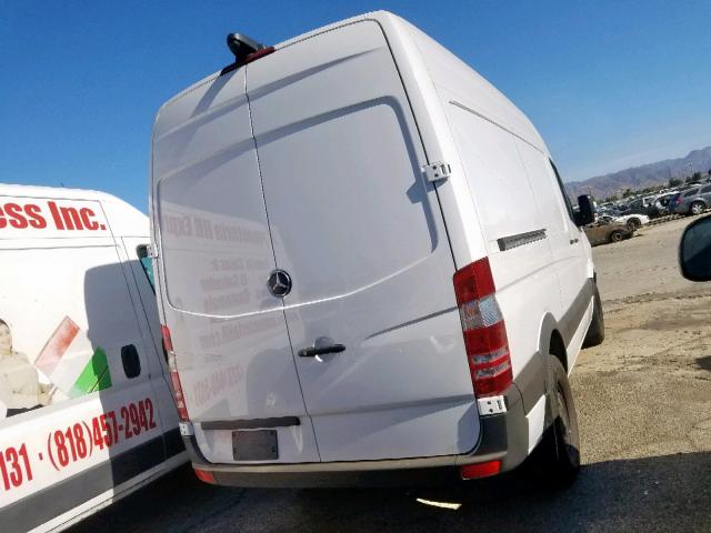 WD3PE7CD6HP525732 - 2017 MERCEDES-BENZ SPRINTER 2 WHITE photo 4