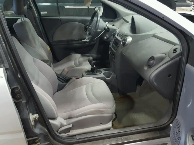 1G8AZ52F54Z103046 - 2004 SATURN ION LEVEL SILVER photo 5