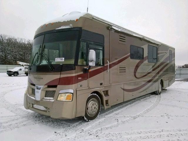 5B4MPA7G763413732 - 2006 WORKHORSE CUSTOM CHASSIS MOTORHOME TAN photo 2