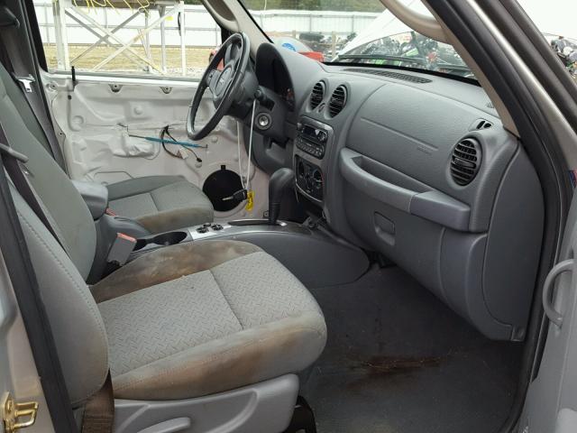 1J4GK38K36W132489 - 2006 JEEP LIBERTY RE SILVER photo 5