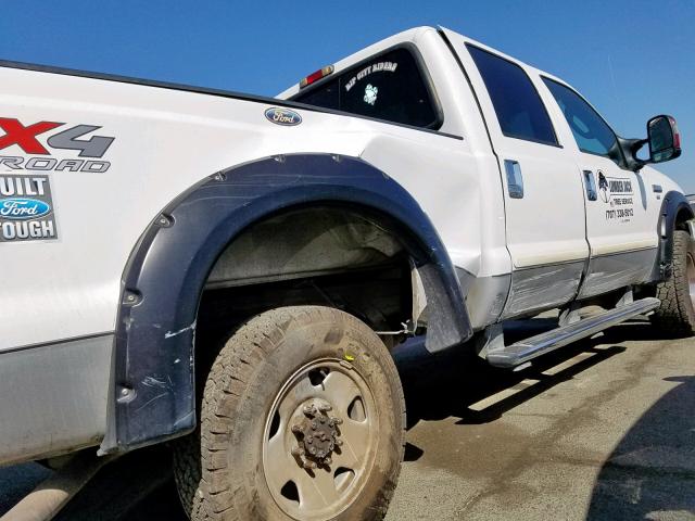 1FTSW21515EA28543 - 2005 FORD F250 SUPER WHITE photo 9