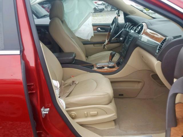 5GAKRCED8CJ212673 - 2012 BUICK ENCLAVE RED photo 5