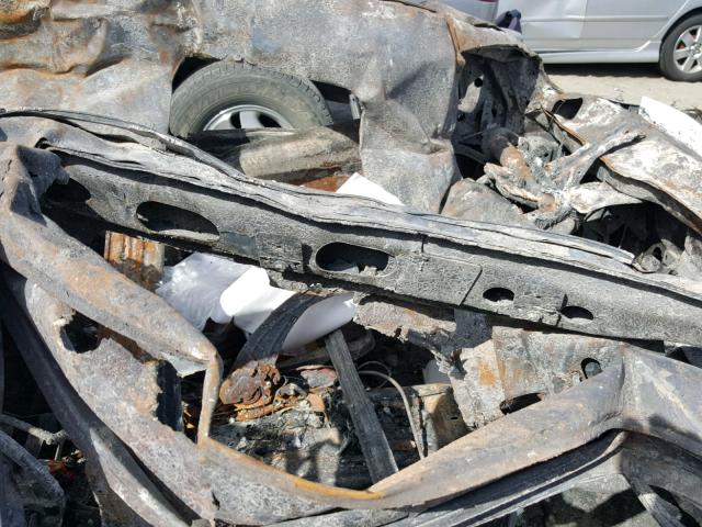 1J8HG58246C301274 - 2006 JEEP COMMANDER Yanmış foto 5