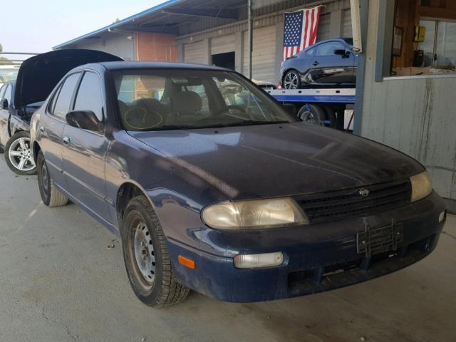 1N4BU31D0SC136118 - 1995 NISSAN ALTIMA XE GREEN photo 1