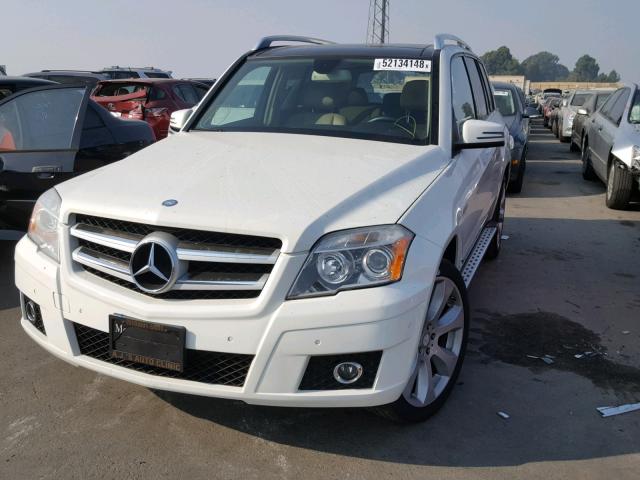 WDCGG8HB1AF320502 - 2010 MERCEDES-BENZ GLK 350 4M WHITE photo 2