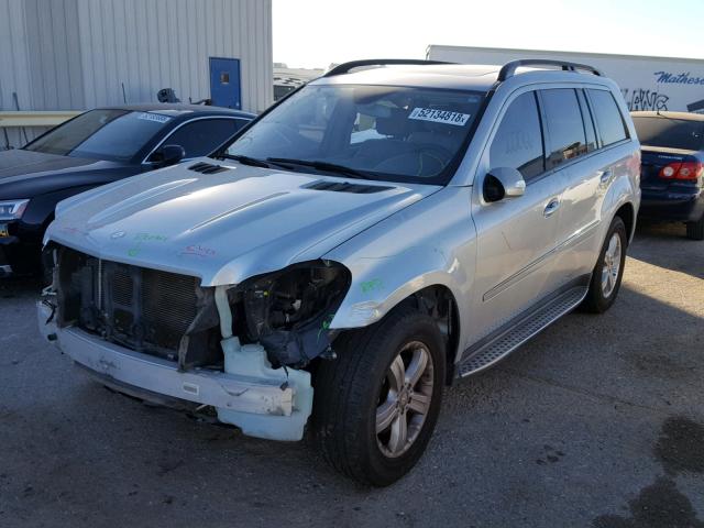 4JGBF71E78A339348 - 2008 MERCEDES-BENZ GL 450 4MA SILVER photo 2