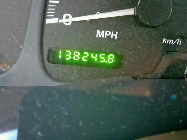 5LMEU27R22LJ02758 - 2002 LINCOLN NAVIGATOR Қара фото 8