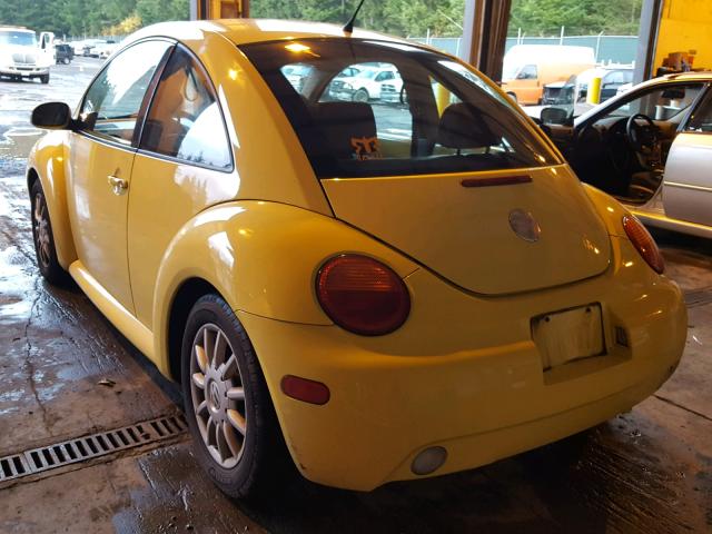 3VWCK31C65M416038 - 2005 VOLKSWAGEN NEW BEETLE YELLOW photo 3