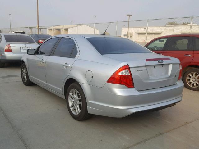 3FAHP0GA6CR259101 - 2012 FORD FUSION S SILVER photo 3