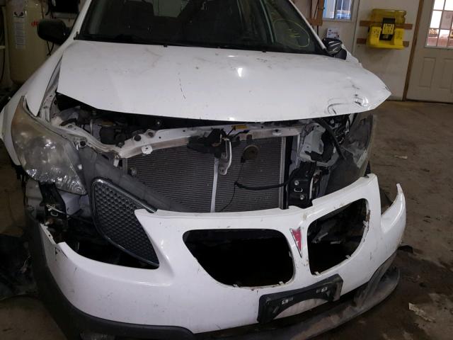 5Y2SL65887Z428194 - 2007 PONTIAC VIBE WHITE photo 9