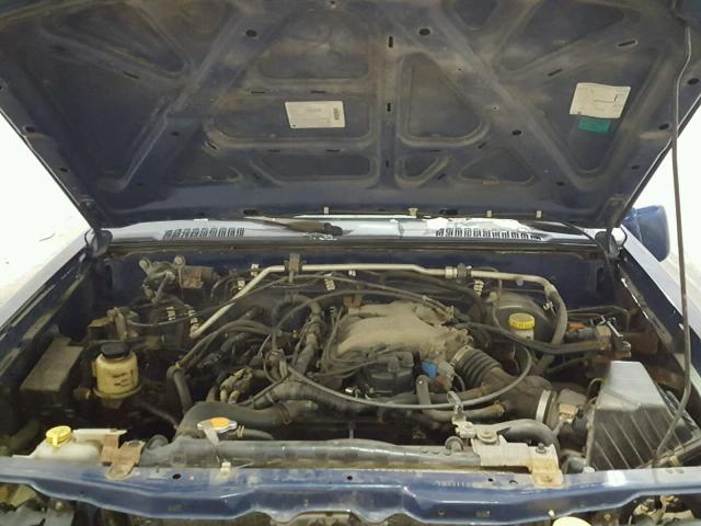 1N6ED27Y71C331124 - 2001 NISSAN FRONTIER C BLUE photo 7