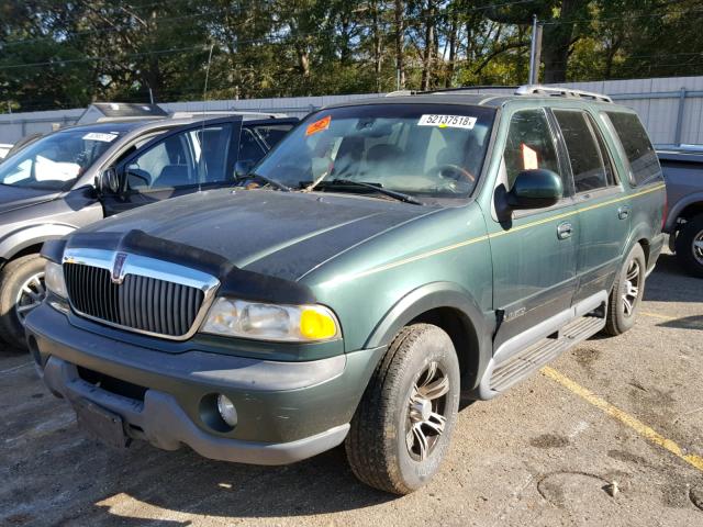 5LMRU27L3XLJ13658 - 1999 LINCOLN NAVIGATOR 绿色 照片 2