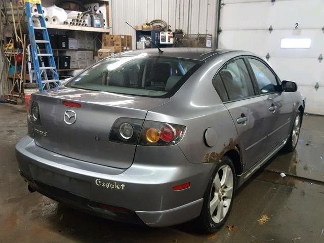 JM1BK323351302203 - 2005 MAZDA 3 S GRAY photo 4