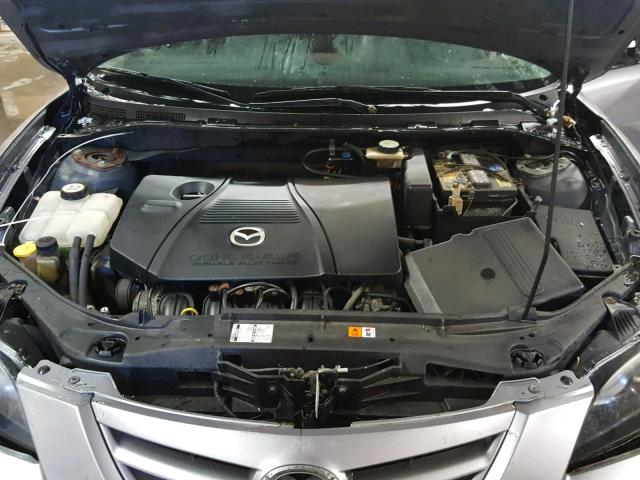 JM1BK323351302203 - 2005 MAZDA 3 S GRAY photo 7