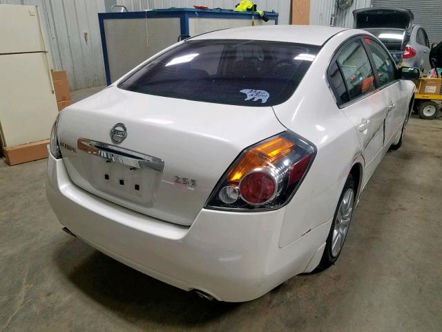 1N4AL2AP3AN407405 - 2010 NISSAN ALTIMA BAS WHITE photo 4