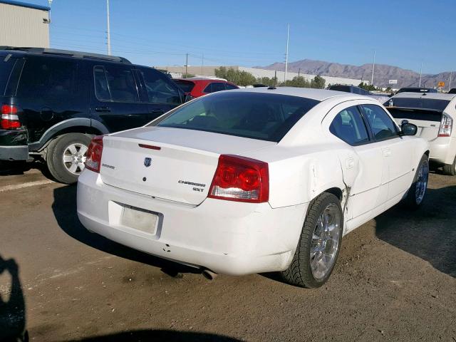 2B3CA3CV1AH307923 - 2010 DODGE CHARGER SX WHITE photo 4