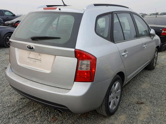 KNAFG526077084596 - 2007 KIA RONDO LX SILVER photo 4