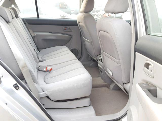 KNAFG526077084596 - 2007 KIA RONDO LX SILVER photo 6