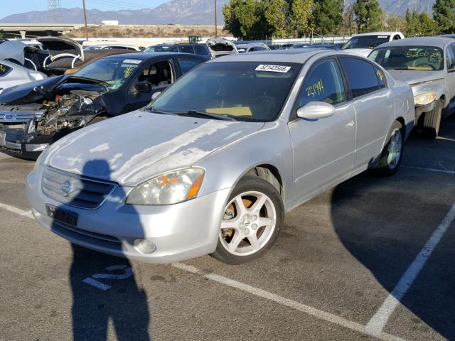 1N4BL11D12C700737 - 2002 NISSAN ALTIMA SE SILVER photo 2