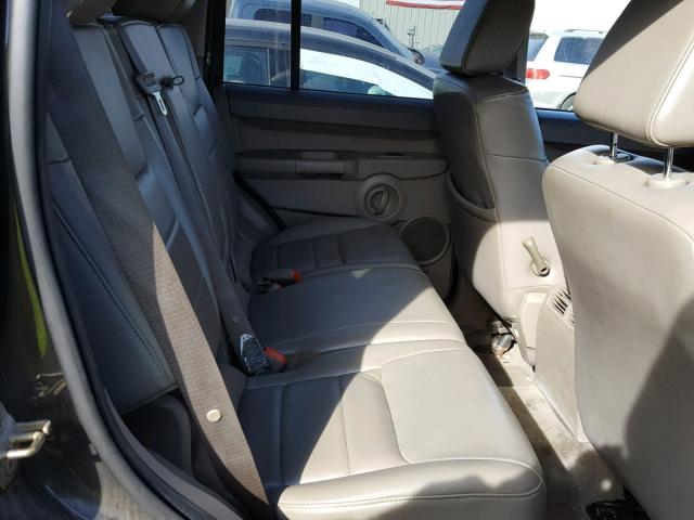 1J8HG48K86C302356 - 2006 JEEP COMMANDER GRAY photo 6