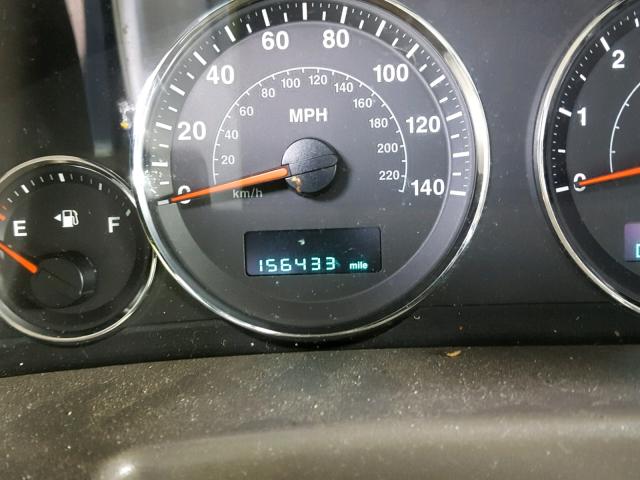 1J8HG48K86C302356 - 2006 JEEP COMMANDER GRAY photo 8