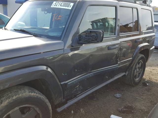 1J8HG48K86C302356 - 2006 JEEP COMMANDER GRAY photo 9