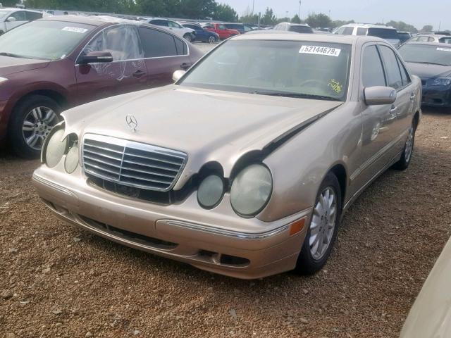 WDBJF65J61B216561 - 2001 MERCEDES-BENZ E 320 BEIGE photo 2