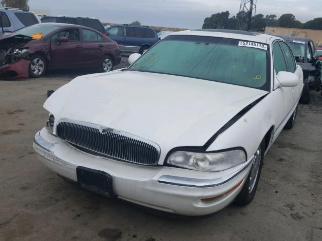 1G4CU5213W4654735 - 1998 BUICK PARK AVENU WHITE photo 2