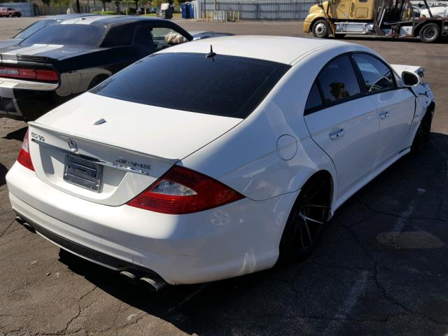 WDDDJ76X66A035582 - 2006 MERCEDES-BENZ CLS 55 AMG WHITE photo 4