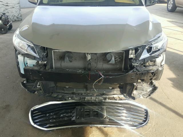 4T1BK1EBXJU286111 - 2018 TOYOTA AVALON XLE GOLD photo 9