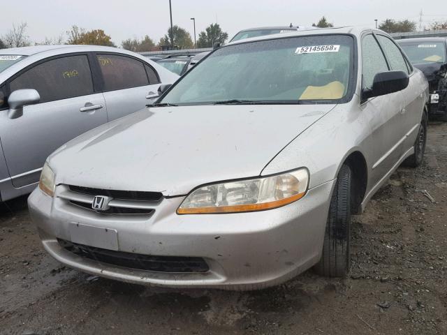 JHMCG555XXC030897 - 1995 HONDA ACCORD BEIGE photo 2