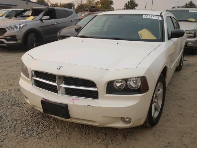 2B3KA33G98H108366 - 2008 DODGE CHARGER SX WHITE photo 2