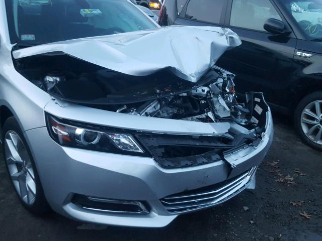 1G1125S33JU150710 - 2018 CHEVROLET IMPALA PRE SILVER photo 9