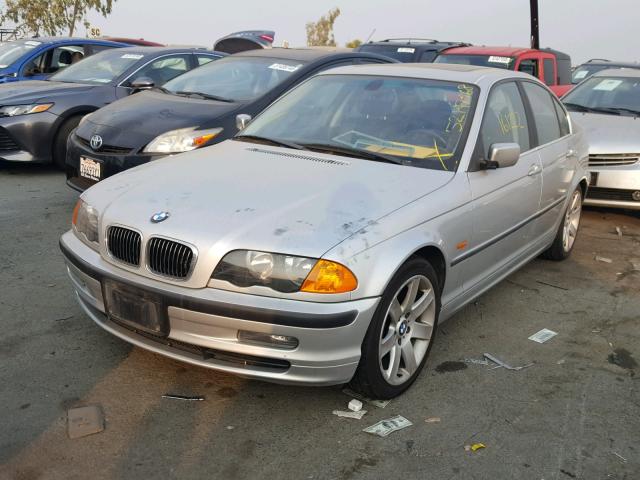 WBAAM5338XKG09542 - 1999 BMW 328I SILVER photo 2