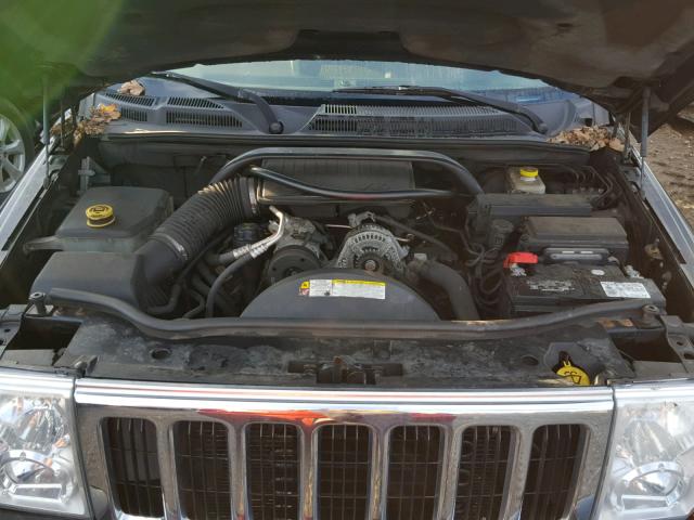 1J8HG48K67C676241 - 2007 JEEP COMMANDER BLACK photo 7