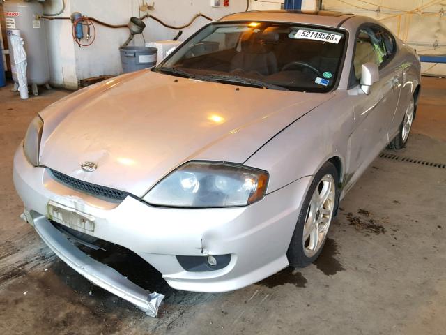 KMHHM65D86U194683 - 2006 HYUNDAI TIBURON GS SILVER photo 2