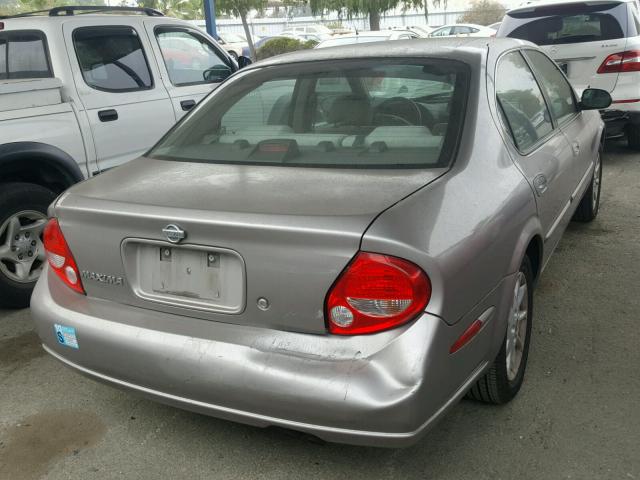 JN1CA31D31T836823 - 2001 NISSAN MAXIMA GXE SILVER photo 4