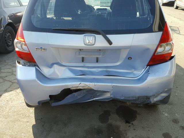 JHMGD38438S041300 - 2008 HONDA FIT BLUE photo 9