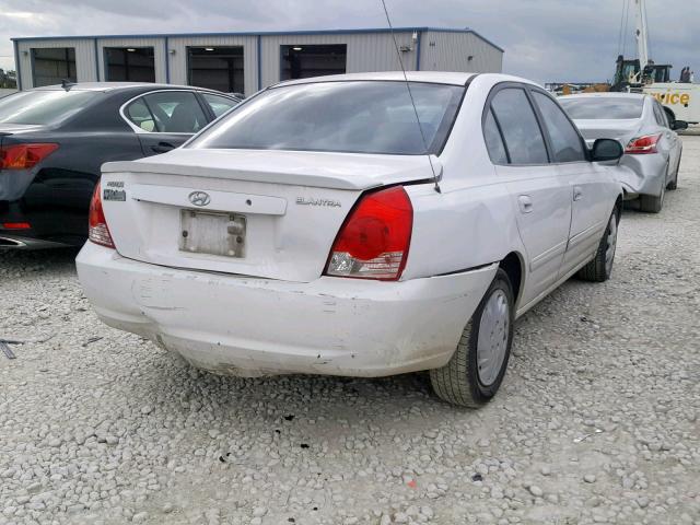 KMHDN46D06U263218 - 2006 HYUNDAI ELANTRA GL WHITE photo 4