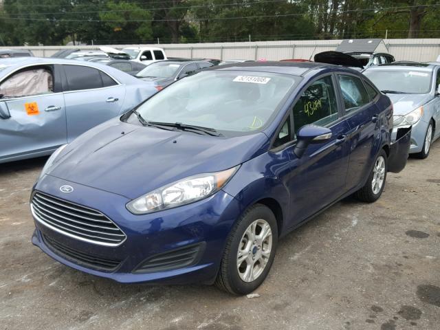 3FADP4BJ3GM100939 - 2016 FORD FIESTA SE BLUE photo 2