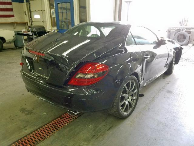 WDBWK54F08F180457 - 2008 MERCEDES-BENZ SLK 280 BLACK photo 4