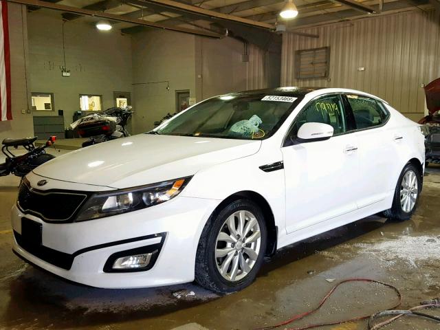 5XXGN4A72FG402029 - 2015 KIA OPTIMA EX WHITE photo 2