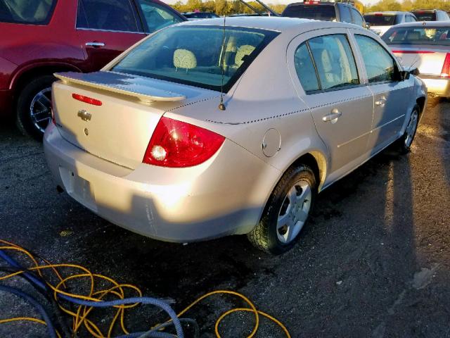 1G1AK52F057554188 - 2005 CHEVROLET COBALT SILVER photo 4