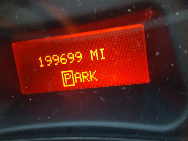 2G2WP522641259057 - 2004 PONTIAC GRAND PRIX SILVER photo 8