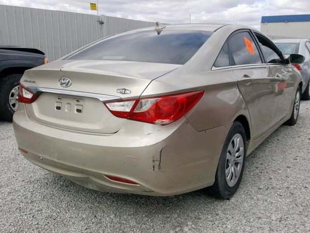 5NPEB4AC9BH022584 - 2011 HYUNDAI SONATA GLS GOLD photo 4