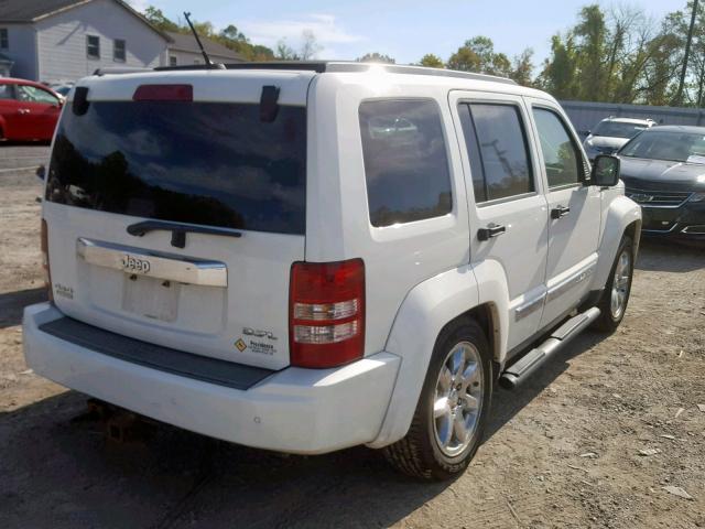 1J8GN58K78W113013 - 2008 JEEP LIBERTY LI WHITE photo 4