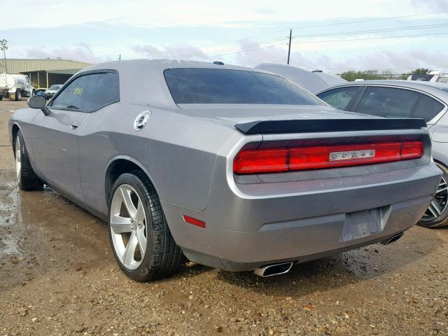 2C3CDYAG1EH302822 - 2014 DODGE CHALLENGER SILVER photo 3