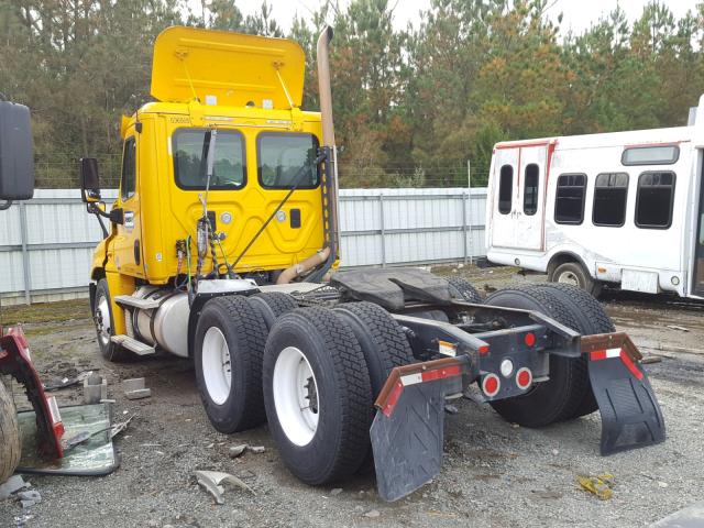 1FUJGEDVXBSAX7125 - 2011 FREIGHTLINER CASCADIA 1 RED photo 3